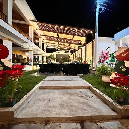 Zafra Hotel Retalhuleu Ngoại thất bức ảnh