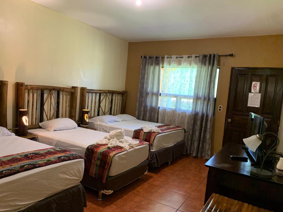 Zafra Hotel Retalhuleu Ngoại thất bức ảnh