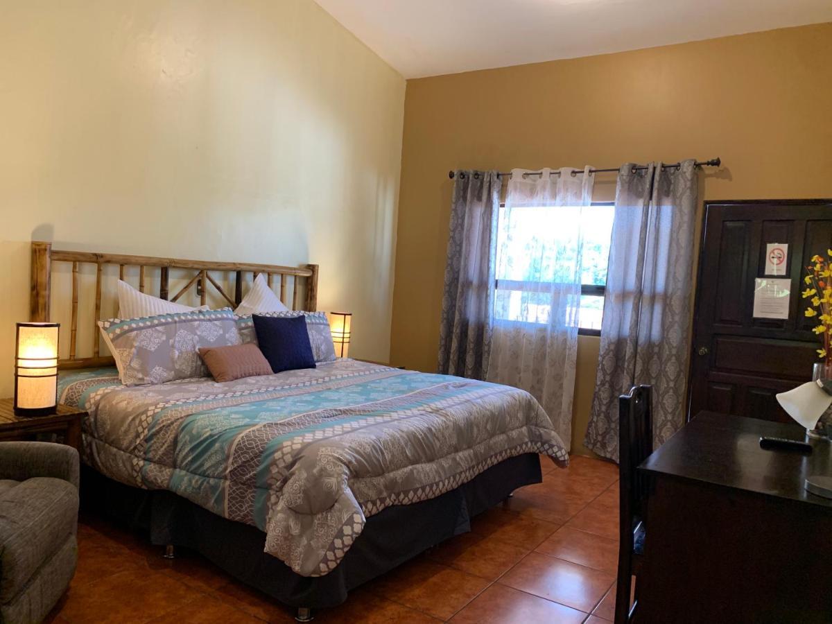 Zafra Hotel Retalhuleu Ngoại thất bức ảnh