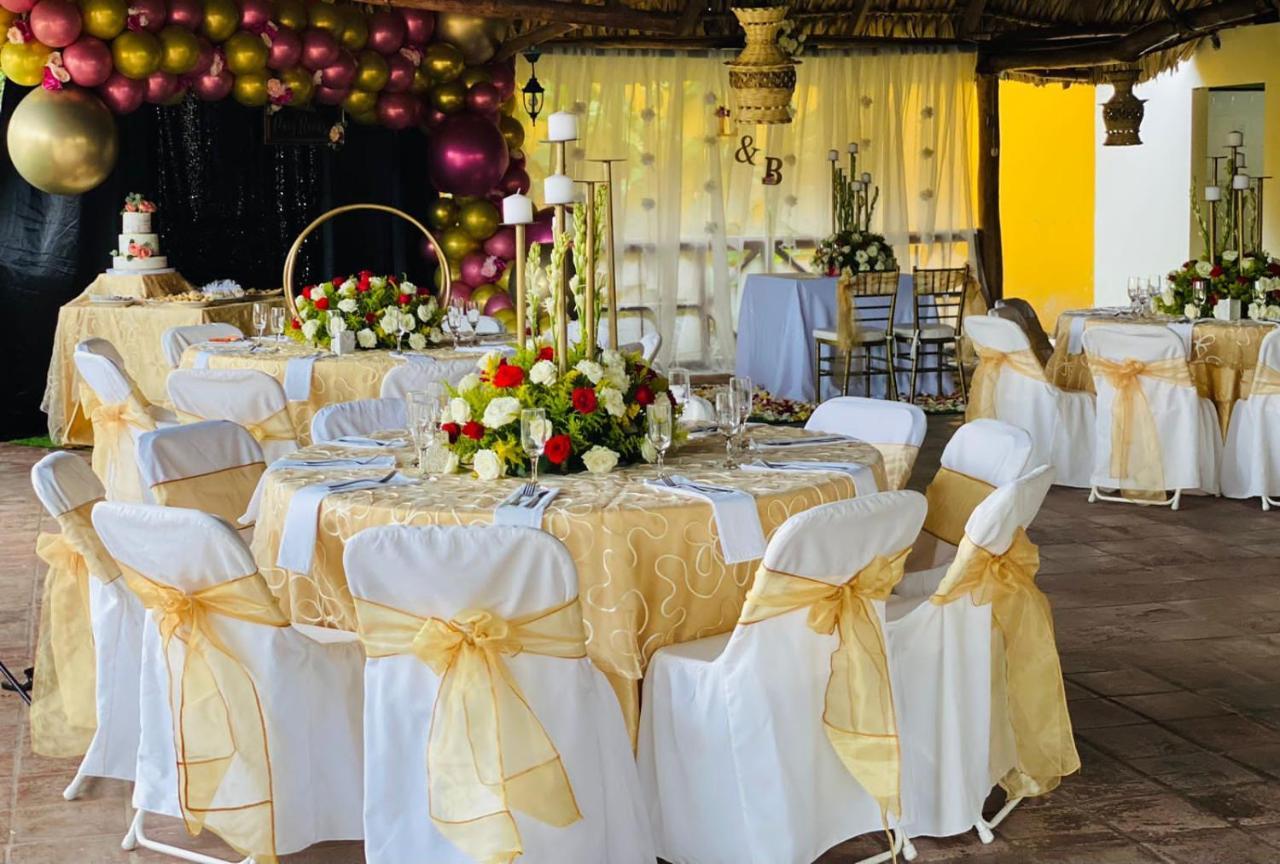 Zafra Hotel Retalhuleu Ngoại thất bức ảnh